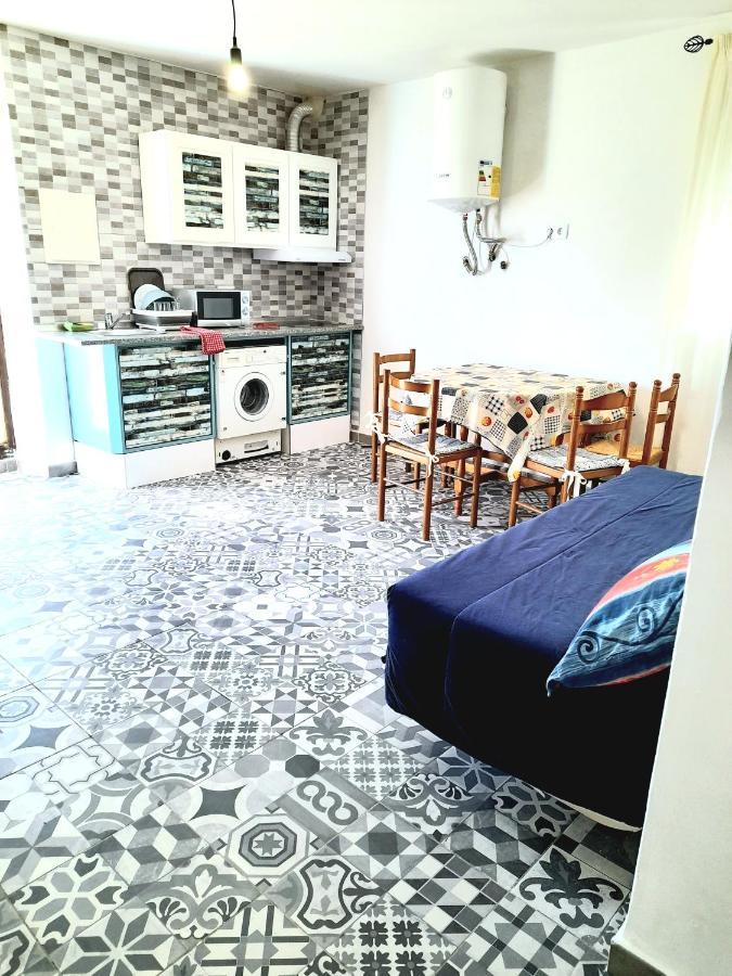 Tropicana One Bedroom Flat T1 In Gale Close To 8 Beaches Albufeira