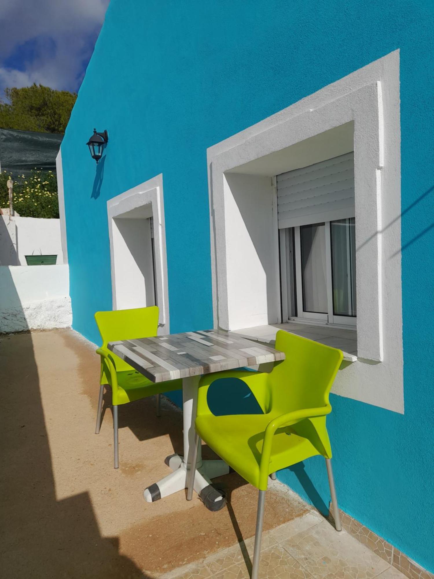 Tropicana One Bedroom Flat T1 In Gale Close To 8 Beaches